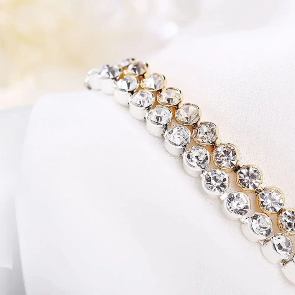 Shiny Cubic Zirconia Tennis Bracelet in Gold Plated Silver for Fashionable Women - Picture 4 of 5